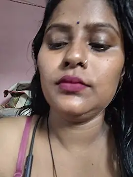 Snapshot of Jasmine_Januja chatting on 05-22-26, 01:35 Jasmine Januja online show from 05-22-26, 01:35