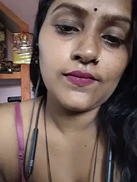Snapshot of Jasmine_Januja chatting on 05-26-26, 02:40 Jasmine Januja online show from 05-26-26, 02:40