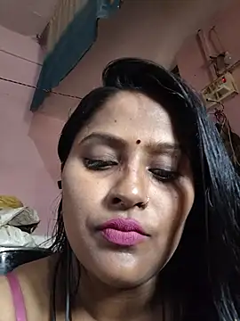 Snapshot of Jasmine_Januja chatting on 06-01-26, 01:51 Jasmine Januja online show from 06-01-26, 01:51