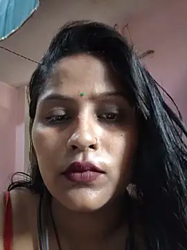 Snapshot of Jasmine_Januja chatting on 06-03-26, 02:03 Jasmine Januja online show from 06-03-26, 02:03