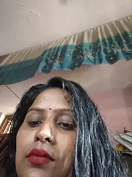 Snapshot of Jasmine_Januja chatting on 06-15-26, 02:36 Jasmine Januja online show from 06-15-26, 02:36
