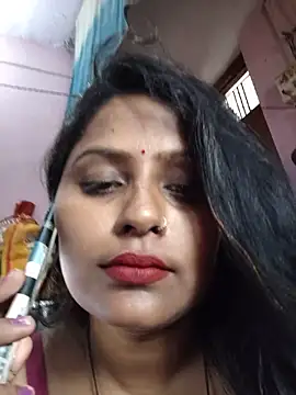 Snapshot of Jasmine_Januja chatting on 06-19-26, 01:21 Jasmine Januja online show from 06-19-26, 01:21