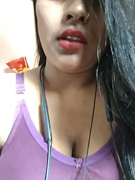 Snapshot of Jasmine_Januja chatting on 06-24-26, 02:21 Jasmine Januja online show from 06-24-26, 02:21