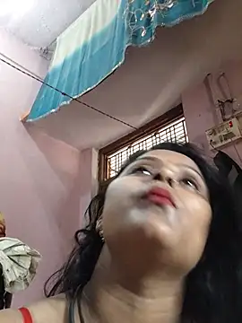 Snapshot of Jasmine_Januja chatting on 06-25-26, 02:11 Jasmine Januja online show from 06-25-26, 02:11