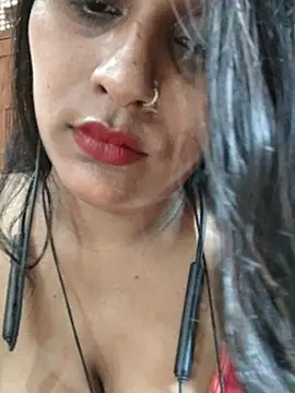 Snapshot of Jasmine_Januja chatting on 06-25-26, 05:12 Jasmine Januja online show from 06-25-26, 05:12