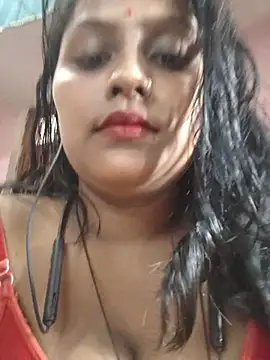 Snapshot of Jasmine_Januja chatting on 07-03-26, 02:18 Jasmine Januja online show from 07-03-26, 02:18