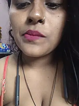 Snapshot of Jasmine_Januja chatting on 08-05-26, 02:03 Jasmine Januja online show from 08-05-26, 02:03