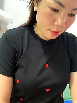 Baby-bigtits2025 online show from 09-16-25, 05:08