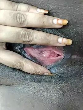 Snapshot of telugu_honey1 chatting on 11-30-25, 10:52 telugu honey1 online show from 11-30-25, 10:52