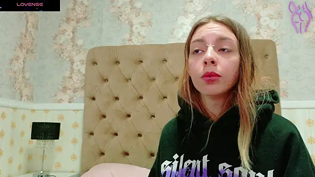 CoraVex online show from 10-03-25, 04:09