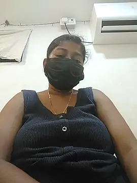 TAMIL AMMUKUTTYY online show from 10-18-25, 06:52