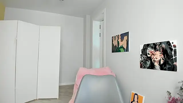 Snapshot of red_mok chatting on 10-30-25, 02:46 red mok online show from 10-30-25, 02:46