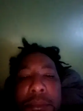 Snapshot of romero115 chatting on 03-13-26, 05:58 romero115 online show from 03-13-26, 05:58