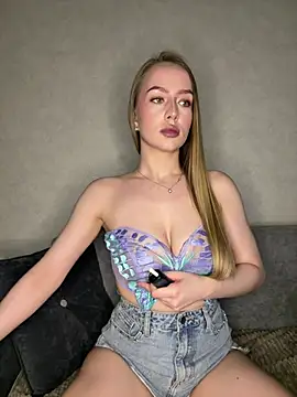 MissOyee online show from 03-26-26, 07:30