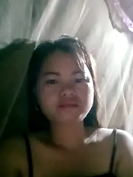 Snapshot of emly-xinh18 chatting on 10-08-25, 07:11 emly-xinh18 online show from 10-08-25, 07:11