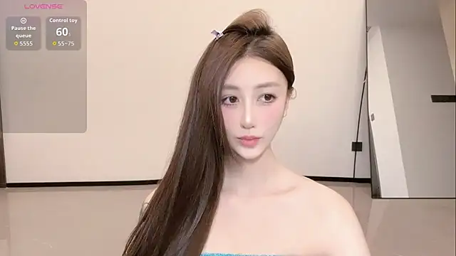 Snapshot of Melody-11 chatting on 02-06-26, 04:43 Melody-11 online show from 02-06-26, 04:43