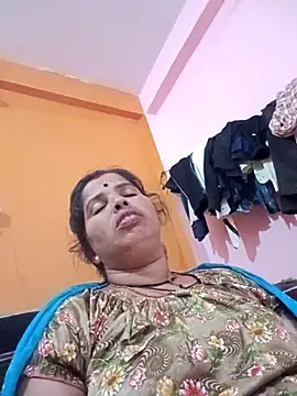 Hott locky online show from 10-08-25, 03:42