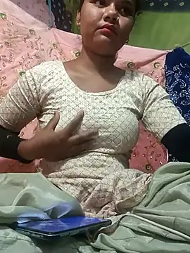 Hot Shredha online show from 10-17-25, 09:56