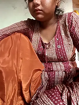 Hot Shredha online show from 10-20-25, 11:21