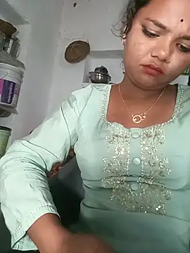 Hot Shredha online show from 10-21-25, 03:13