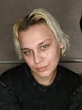 Snapshot of MargoShein chatting on 11-07-25, 08:31 MargoShein online show from 11-07-25, 08:31