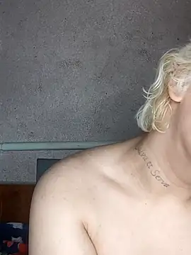 Snapshot of MargoShein chatting on 11-25-25, 12:38 MargoShein online show from 11-25-25, 12:38