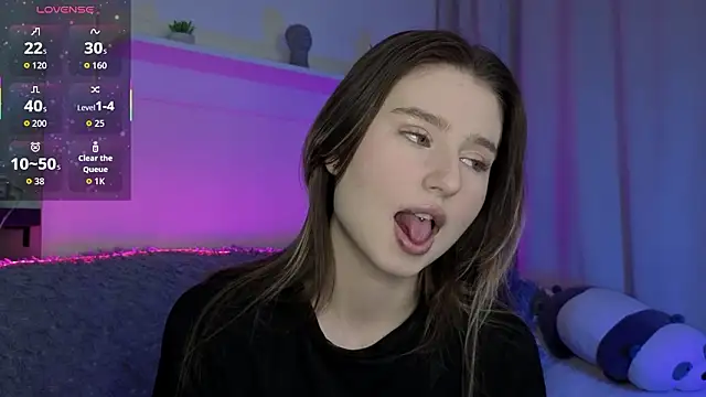 Snapshot of _Lua__ chatting on 02-18-26, 10:39 Lua online show from 02-18-26, 10:39