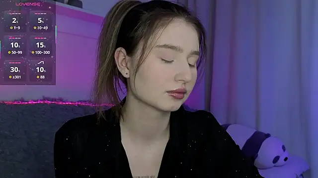 Snapshot of _Lua__ chatting on 03-19-26, 01:04 Lua online show from 03-19-26, 01:04