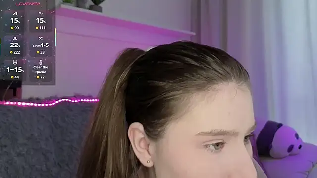 Snapshot of _Lua__ chatting on 03-25-26, 01:06 Lua online show from 03-25-26, 01:06