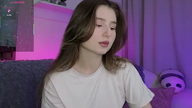 Snapshot of _Lua__ chatting on 03-26-26, 06:13 Lua online show from 03-26-26, 06:13