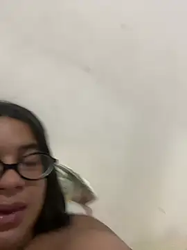ursinha999 online show from 02-25-26, 04:11