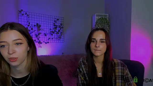 ariana ross7 online show from 09-20-25, 10:16