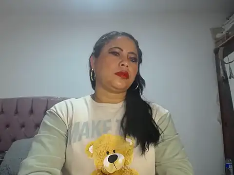 PamelaMartin online show from 09-17-25, 02:30