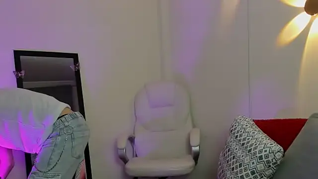 bellmontneon online show from 09-25-25, 11:14