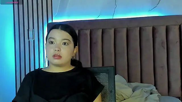 LunaWiill  online show from 09-22-25, 12:18