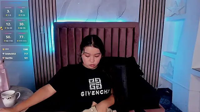 LunaWiill  online show from 10-17-25, 12:30