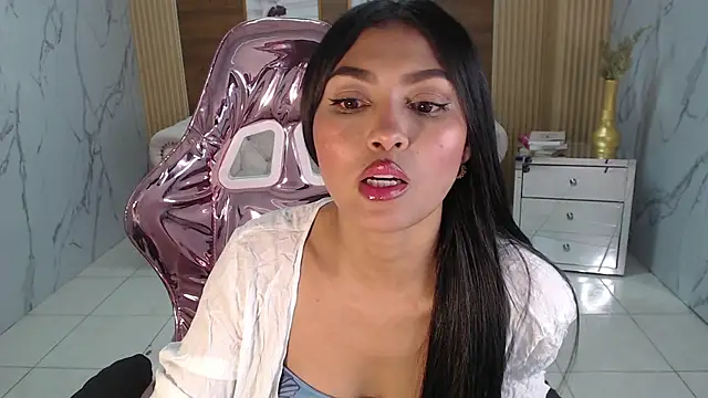 Snapshot of lissandra_s chatting on 10-18-25, 08:31 lissandra s online show from 10-18-25, 08:31