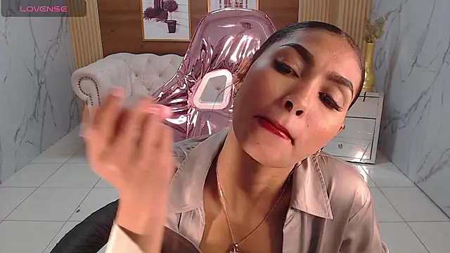 Snapshot of lissandra_s chatting on 10-27-25, 08:46 lissandra s online show from 10-27-25, 08:46