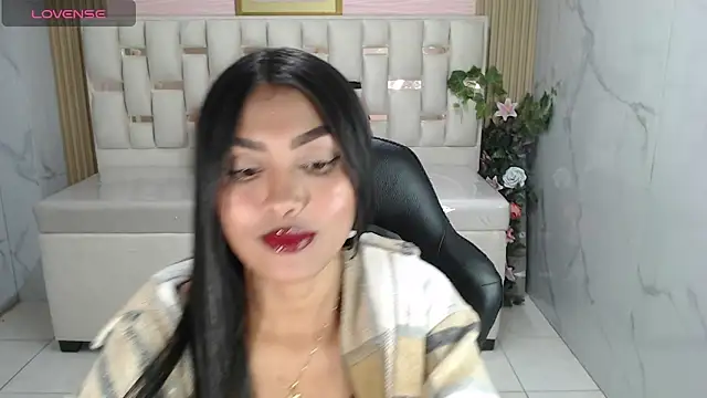 Snapshot of lissandra_s chatting on 11-13-25, 08:41 lissandra s online show from 11-13-25, 08:41