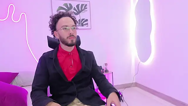 Violet and Paul online show from 10-11-25, 03:06