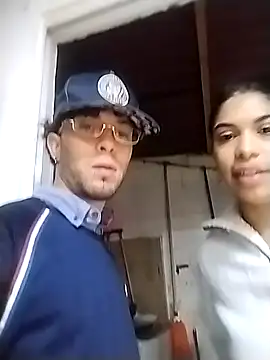 Violet and Paul online show from 10-27-25, 03:21