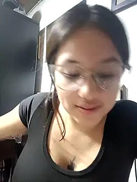 Alice Reyes  online show from 09-21-25, 10:00
