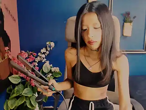 Snapshot of Indianteazerxxxx chatting on 10-11-25, 05:50 Indianteazerxxxx online show from 10-11-25, 05:50