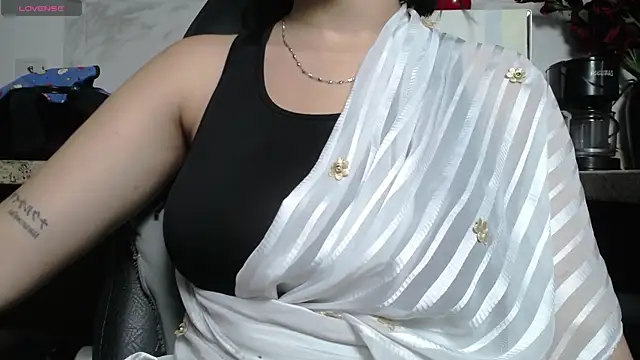 kashvi  online show from 06-17-26, 07:48