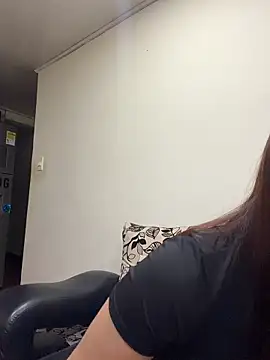 Karlee Grey1 online show from 05-15-26, 02:07