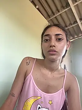 loirinhaaa online show from 10-08-25, 01:20