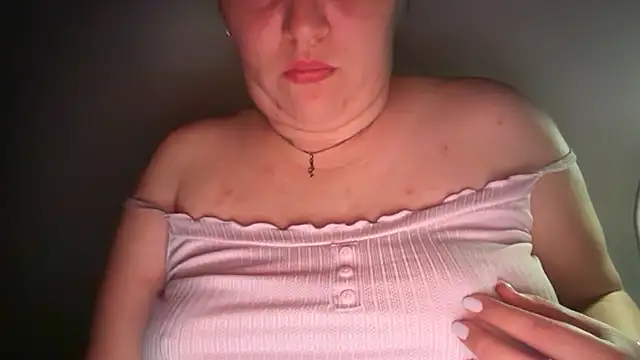 AnnabellkaX online show from 09-27-25, 10:37