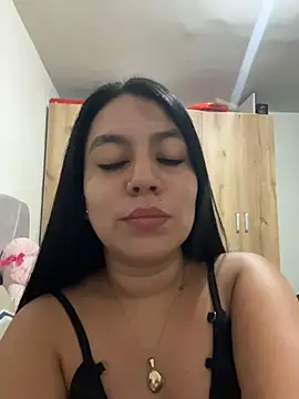 Snapshot of TessaCollinns chatting on 11-04-25, 01:38 TessaCollinns online show from 11-04-25, 01:38