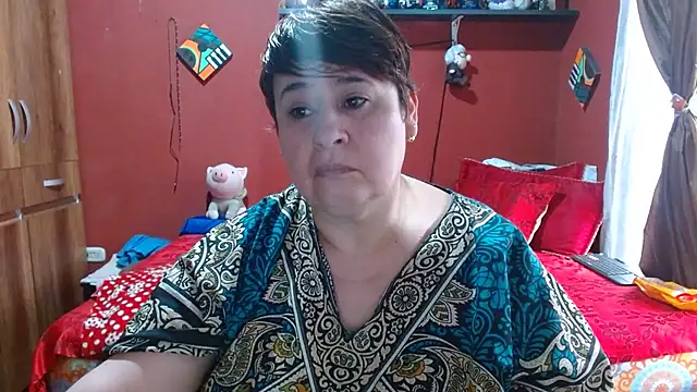 Snapshot of Sasharosee2 chatting on 05-11-26, 12:22 Sasharosee2 online show from 05-11-26, 12:22