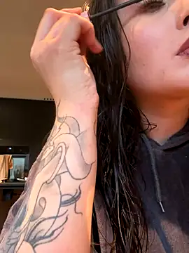 Kristyoff online show from 10-21-25, 11:11